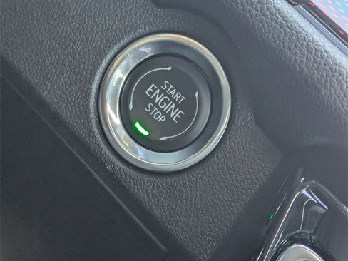 Used 2025 Chevrolet Traverse RS w/ LPO, Floor Liner Package image 36