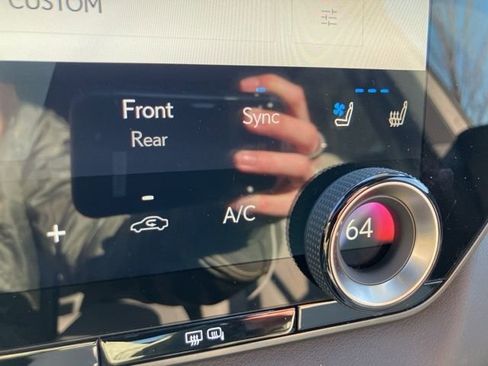 Used 2025 Lexus RX 350 Premium w/ Convenience Package image 23