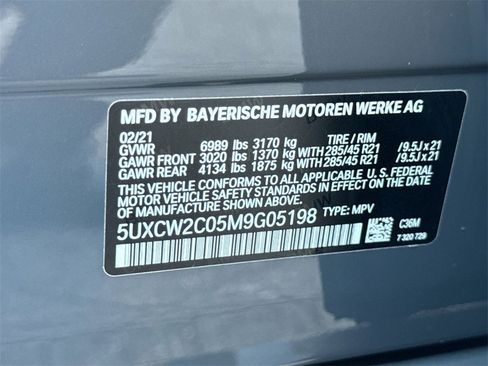 Used 2021 BMW X7 xDrive40i w/ Executive Package image 28