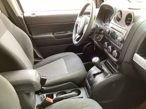 Used 2016 Jeep Compass Sport w/ Power Value Group AWD/4WD image 18