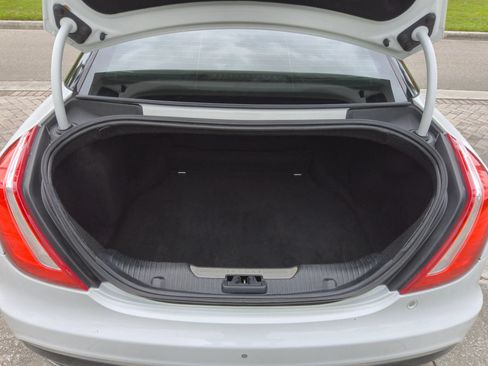 Used 2019 Jaguar XJ L Portfolio RWD image 55