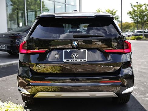 Used 2025 BMW X1 xDrive28i AWD/4WD image 6