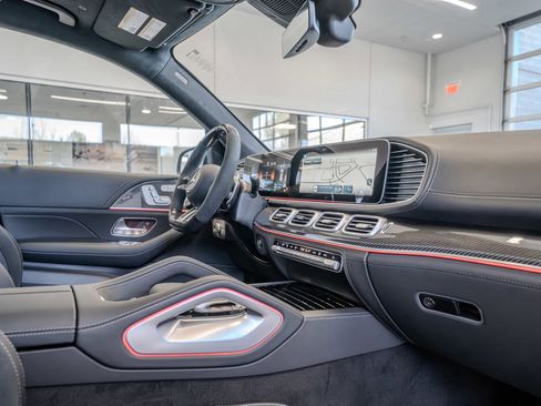 New 2026 Mercedes-Benz GLS 63 AMG 4MATIC image 18