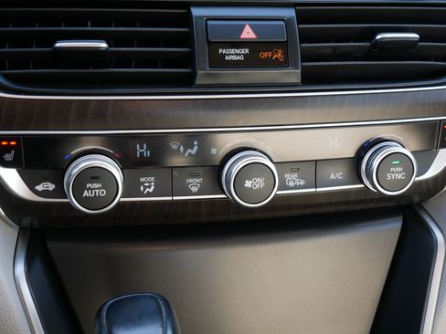 Used 2019 Honda Accord EX-L image 23