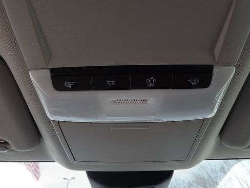 Used 2024 Nissan Sentra SV image 24