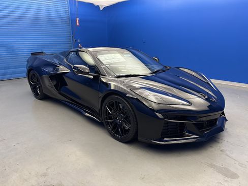 New 2026 Chevrolet Corvette Z06 w/ Stealth Interior Trim Package RWD image 2