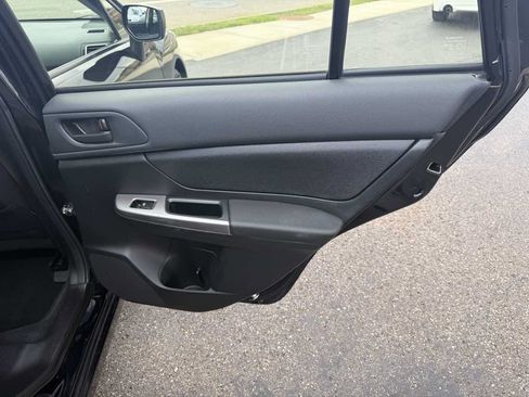Used 2015 Subaru Impreza 2.0i AWD/4WD image 17