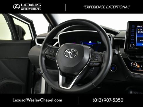 Used 2021 Toyota Corolla XSE image 28