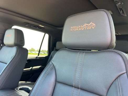 Used 2025 Chevrolet Tahoe High Country w/ Sun And Tow Package AWD/4WD image 13