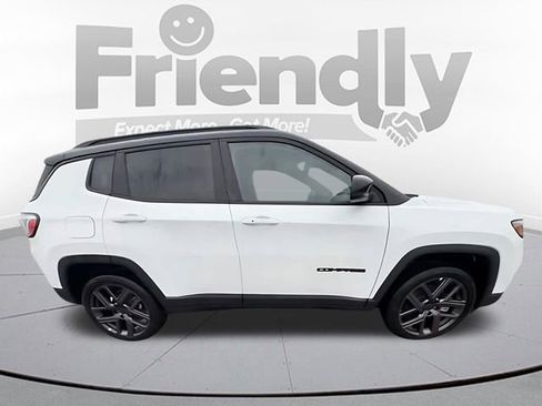 New 2026 Jeep Compass Limited AWD/4WD image 3