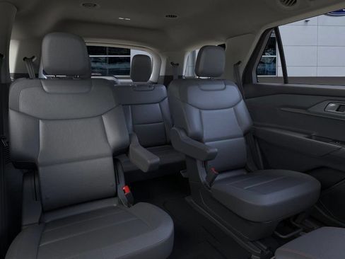Used 2026 Ford Explorer Active w/ Active Comfort Package AWD/4WD image 11