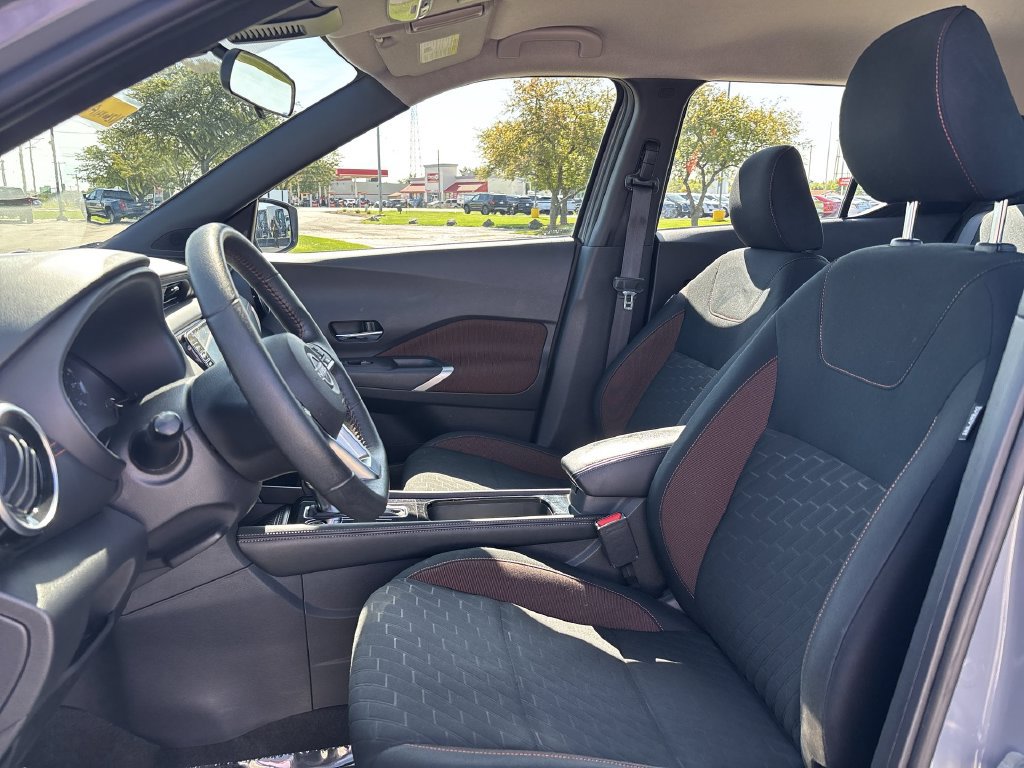 Certified 2024 Nissan Kicks SR w/ Exterior Package FWD image 20