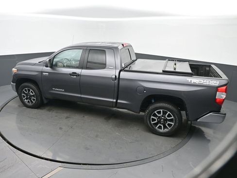 Used 2018 Toyota Tundra SR5 w/ TRD Off Road Package image 43