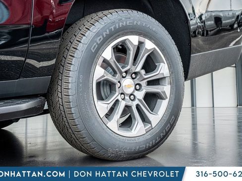 New 2026 Chevrolet Suburban LT w/ Comfort Package image 38