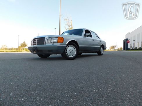 Used 1990 Mercedes-Benz 300 SE image 27