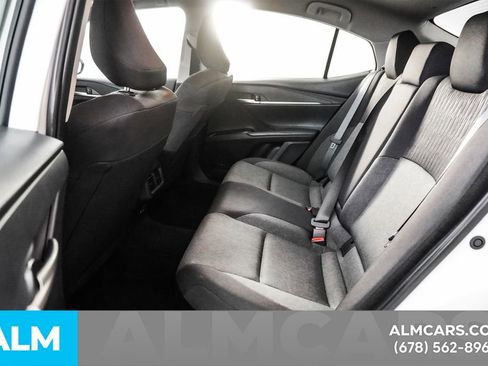 Used 2025 Toyota Camry LE image 17