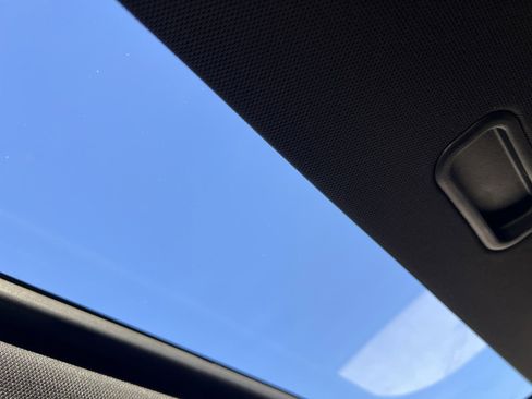 New 2025 Jeep Grand Cherokee Laredo X w/ Luxury Tech Group I image 32