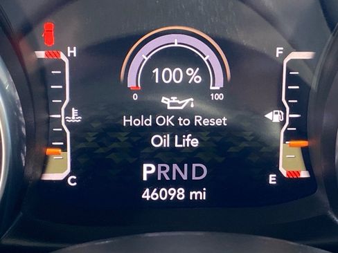 Used 2021 Jeep Wrangler Willys image 12