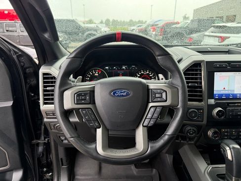 Used 2019 Ford F150 Raptor w/ Equipment Group 802A Luxury AWD/4WD image 17