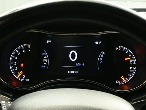 Used 2020 Jeep Grand Cherokee Limited X image 24