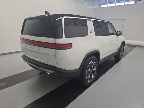 Used 2024 Rivian R1S Adventure AWD/4WD image 5