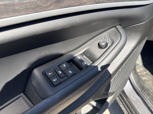 New 2026 Jeep Grand Cherokee Altitude AWD/4WD image 21