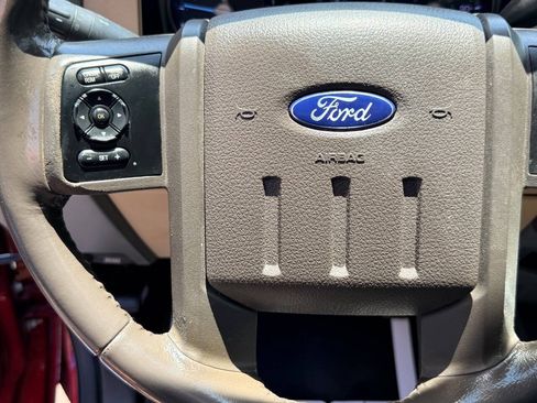 Used 2015 Ford F250 Lariat w/ Lariat Ultimate Package AWD/4WD image 25