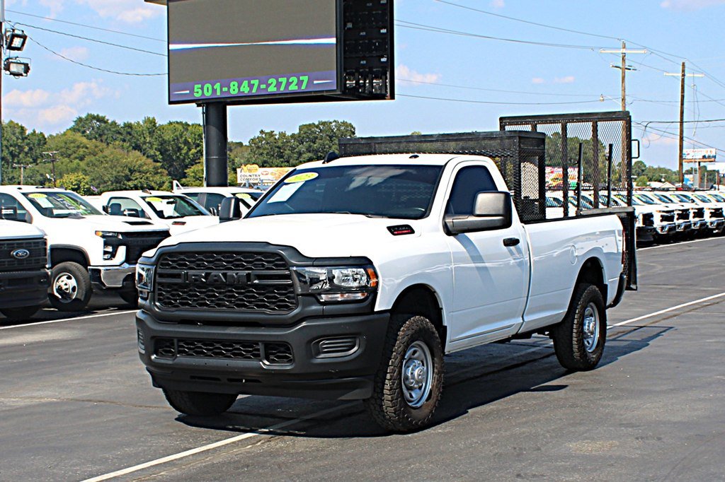Used 2023 RAM 2500 Tradesman AWD/4WD image 2