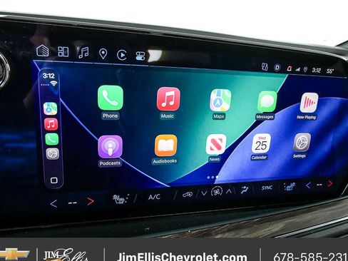 Certified 2025 Chevrolet Tahoe LT image 14