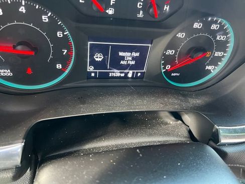 Used 2023 Chevrolet Traverse LT FWD image 15