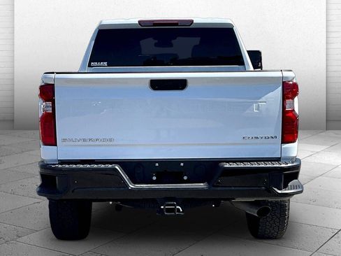 Used 2025 Chevrolet Silverado 2500 Custom w/ Custom Value Package AWD/4WD image 3