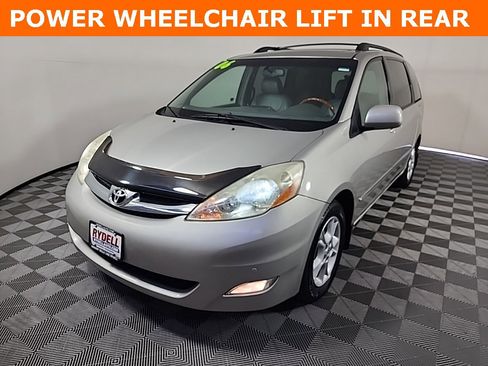 Used 2006 Toyota Sienna XLE image 4