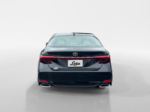 Used 2019 Toyota Avalon Limited w/ Advanced Safety Package FWD image 5