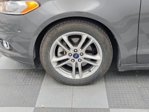 Used 2015 Ford Fusion Titanium FWD image 8
