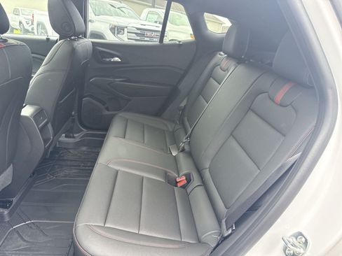 New 2026 Chevrolet Trax RS w/ Sunroof Package FWD image 19