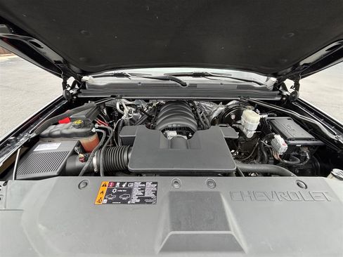 Used 2017 Chevrolet Tahoe Premier AWD/4WD image 33