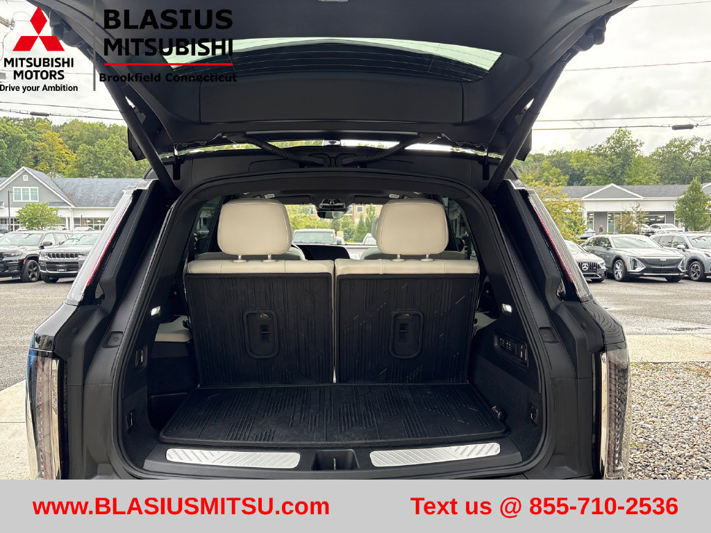 Used 2026 Cadillac Vistiq Sport AWD/4WD image 63