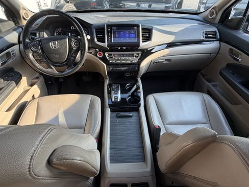 Used 2016 Honda Pilot Touring image 35