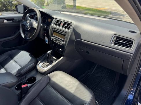 Used 2014 Volkswagen Jetta SE image 10