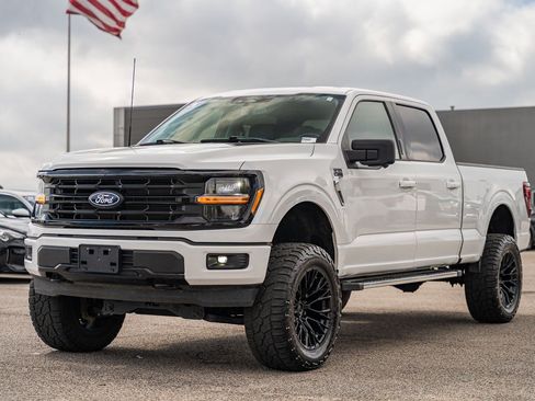 Certified 2024 Ford F150 XLT w/ Tow/Haul Package AWD/4WD image 4