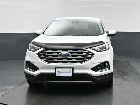 Used 2022 Ford Edge SEL image 2