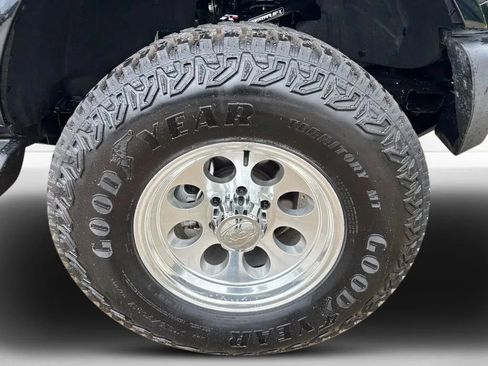 Used 2025 Ford Bronco Outer Banks AWD/4WD image 13