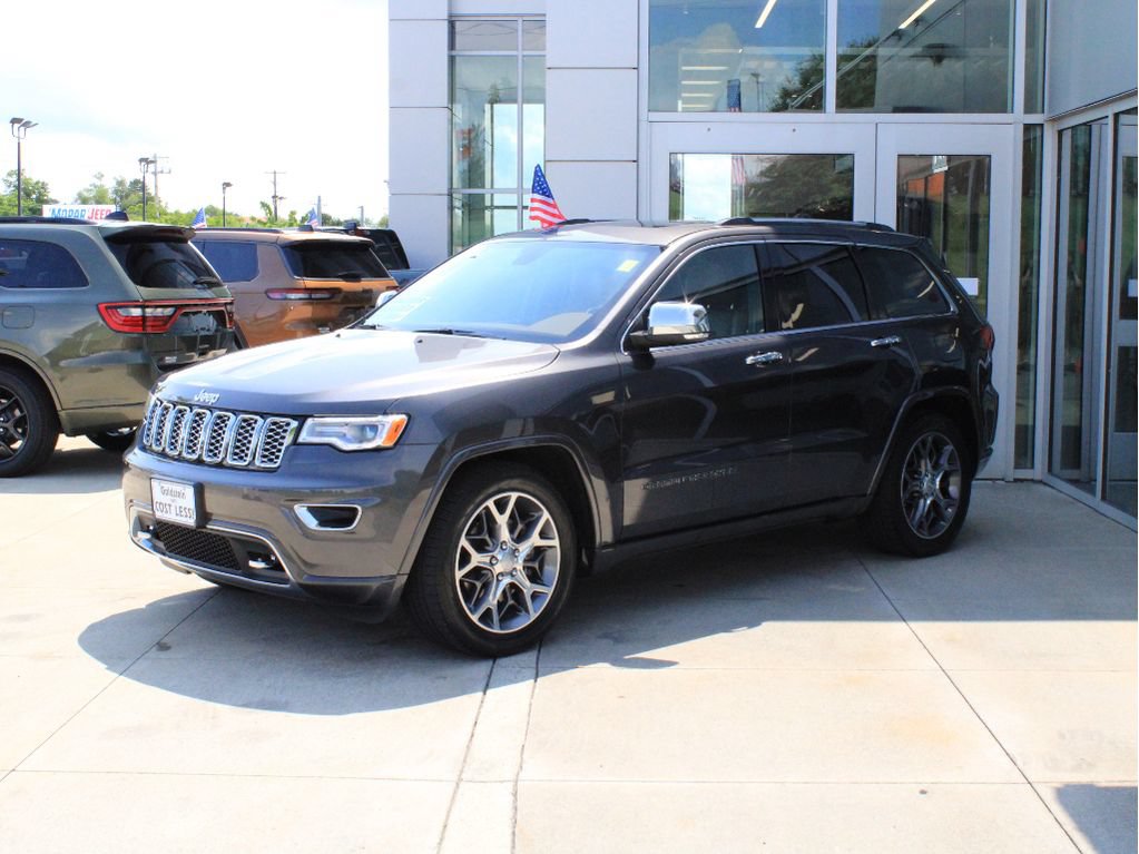 Used 2021 Jeep Grand Cherokee Overland AWD/4WD image 3