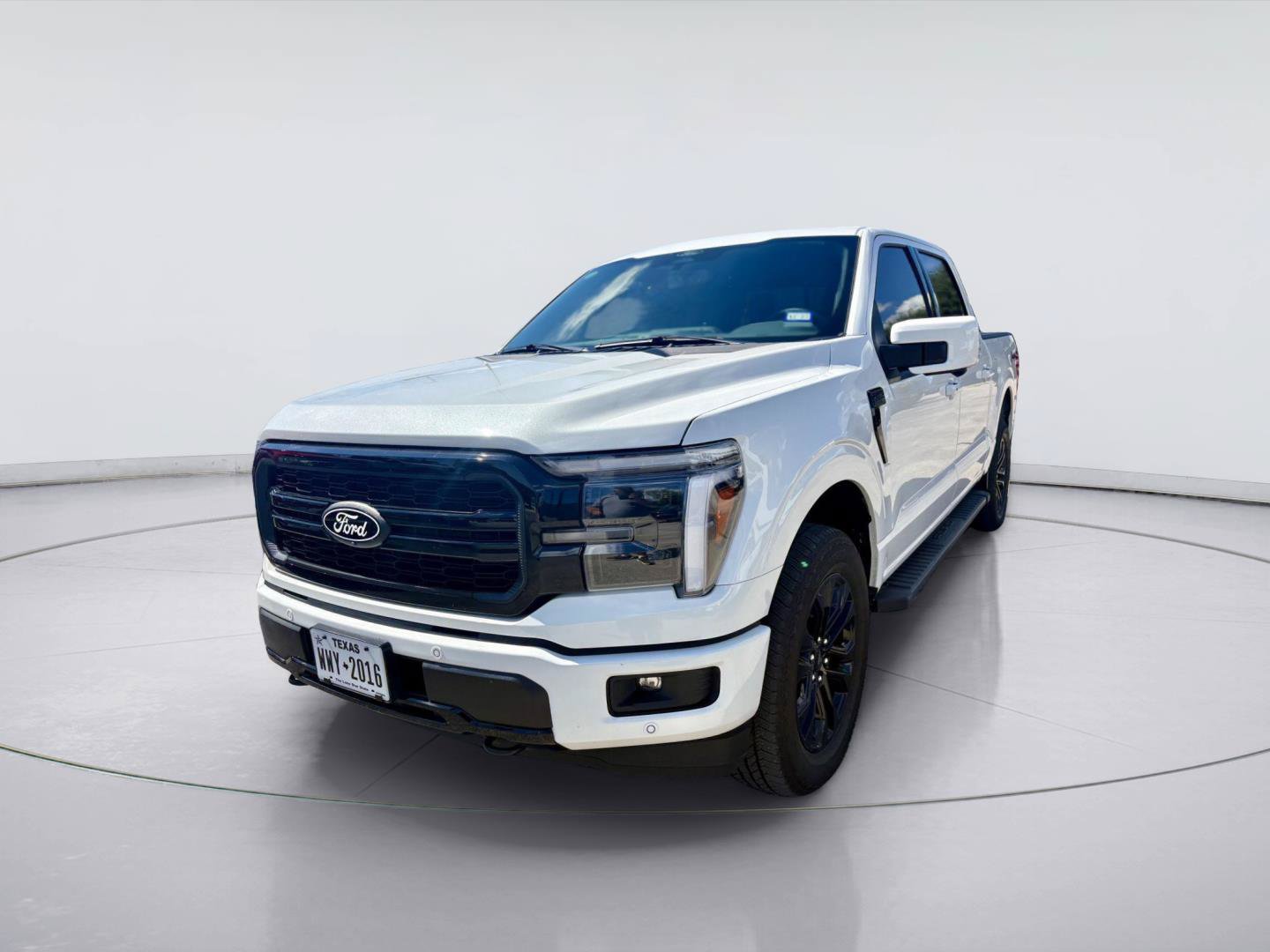 Used 2025 Ford F150 Lariat w/ Equipment Group 501A Mid AWD/4WD image 9