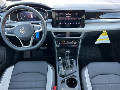 New 2026 Volkswagen Taos SEL AWD/4WD image 13