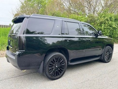 Used 2017 Cadillac Escalade Premium Luxury w/ LPO, Radiant Package AWD/4WD image 5