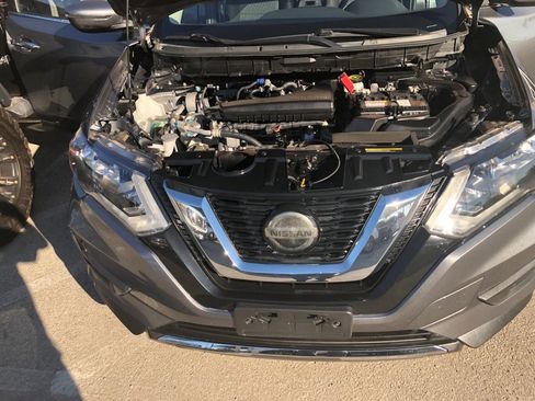 Used 2020 Nissan Rogue S w/ Special Edition Package image 13