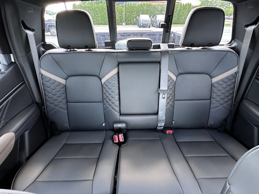 New 2026 GMC Canyon Denali AWD/4WD image 22