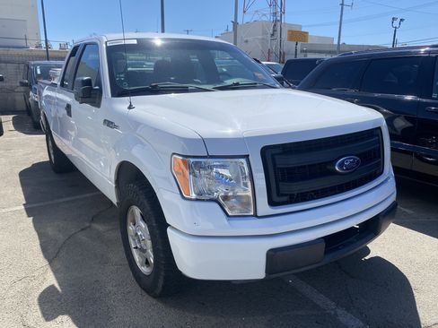 Used 2014 Ford F150 STX w/ Trailer Tow Package RWD image 8