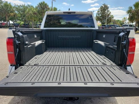 Used 2025 Toyota Tacoma TRD Off-Road image 9